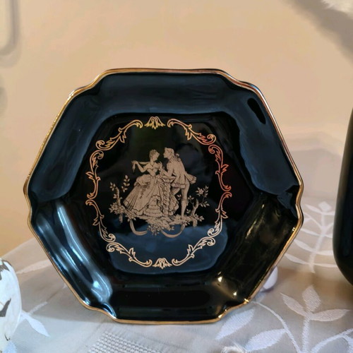 Minerva vintage ceramic set handmade with 24K gold like new