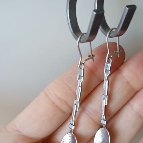 Silver 925 dangling earrings like new