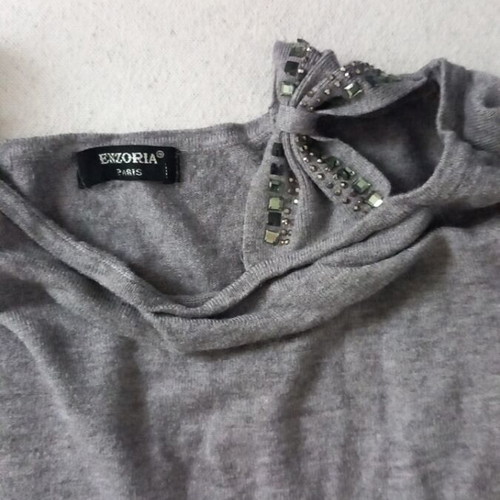 Women's gray thin wool long blouse used, size M