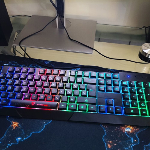 Motospeed LED keyboard used