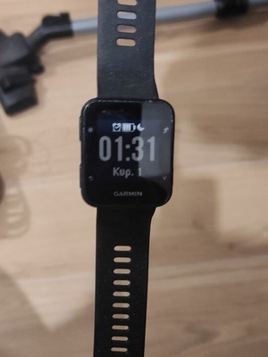 Smart watch Garmin μεταχειρισμένο, πλήρως λειτουργικό με καλώδιο φόρτισης