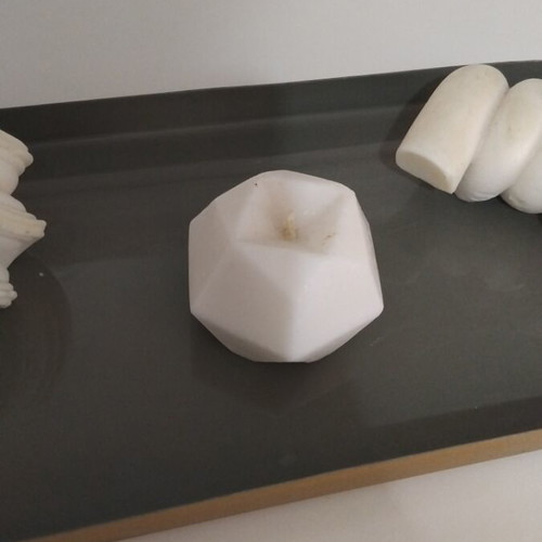 Tray with three soy aromatic candles like new, 30×15cm