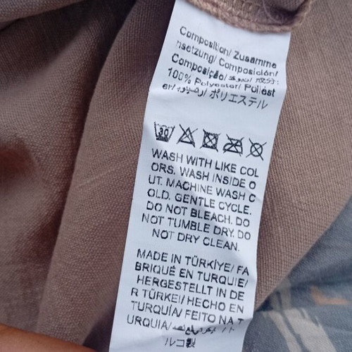 Women's shirt like new, size large