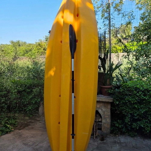 Feelfree Moken 10 Kayak used with aluminum paddle, 3.15m length