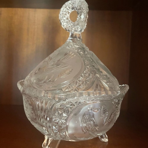 Vintage crystal fondantière like new, heavy carved with lid