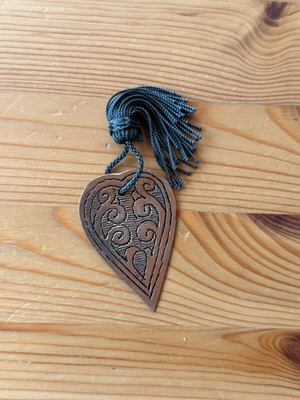 Metal heart bookmark used