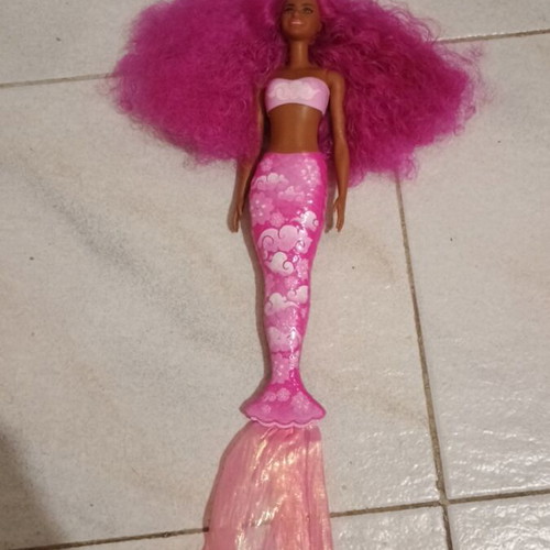 Barbie Color Reveal Mermaid like new