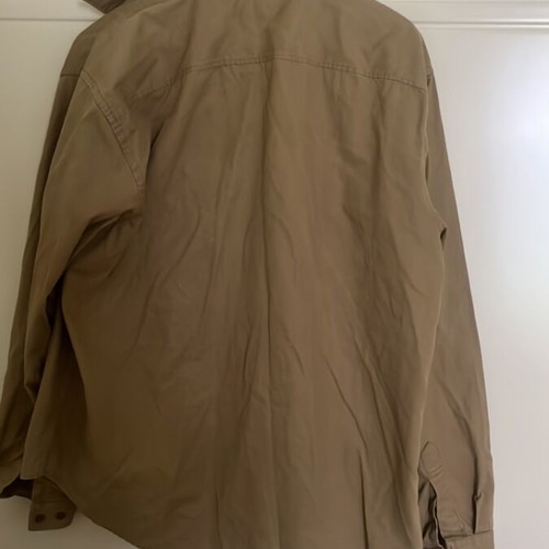 Gap beige shirt large like new