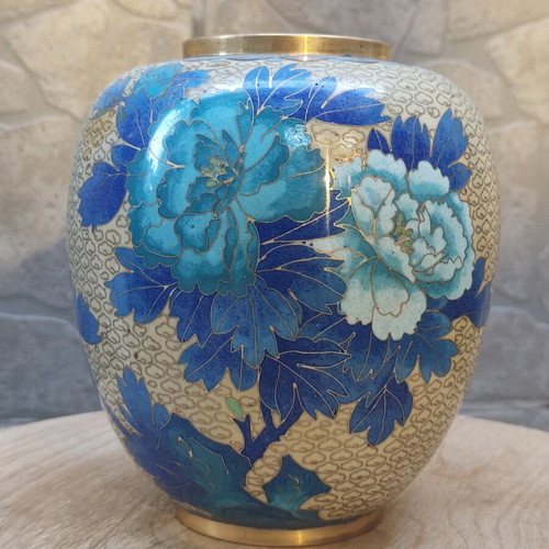 Cloisonne vase set of 2 like new, floral metal enamel decor