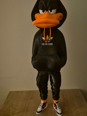 Daffy Urban figure medium size 25 cm new
