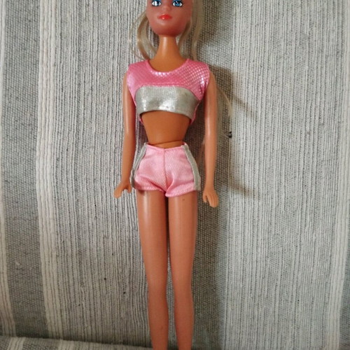 Simba Stefi vintage doll like new