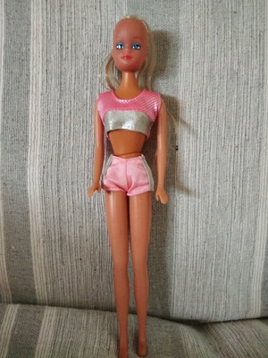 Simba Stefi vintage doll like new