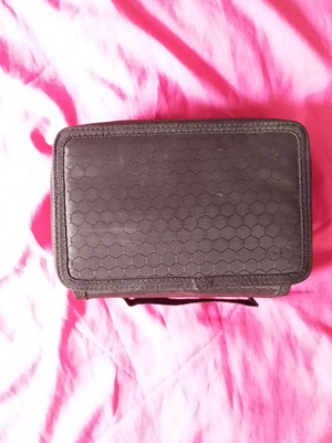 Painting case like new
