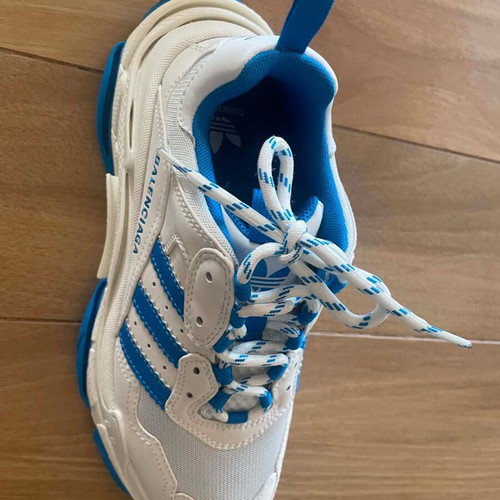 Balenciaga x Adidas Triple S sneakers like new, white and blue, size 41