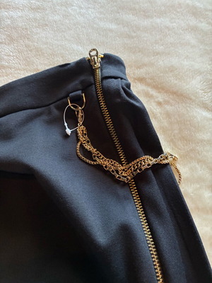Juicy Couture black mini skirt new, size XL