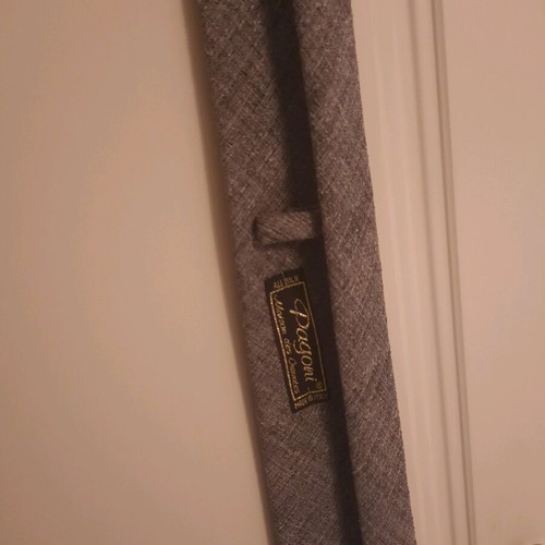 Pagoni tie new, gray herringbone, timeless quality