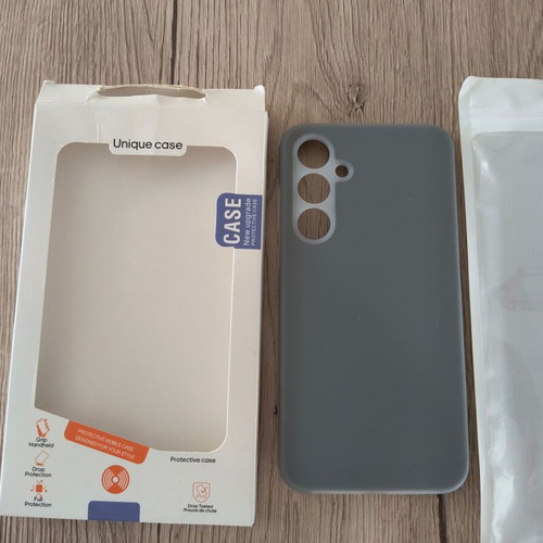 Samsung A-35 phone cases pack of 4 like new