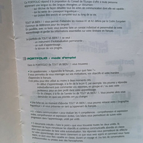 Tout va bien! Portfolio 1 used French language book