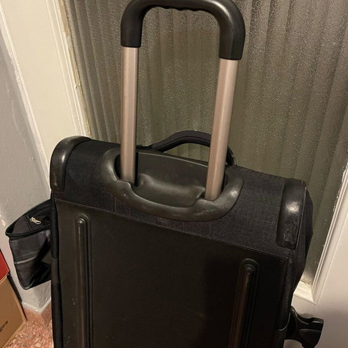 Oxbow suitcase used 80 x 40 with wheels and telescopic handle