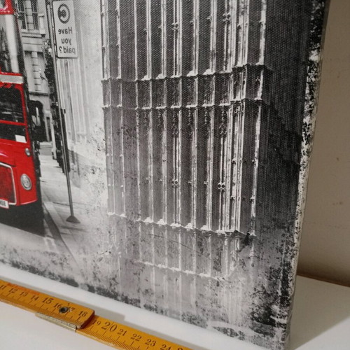Decorative London-themed canvases like new, pack of 2
