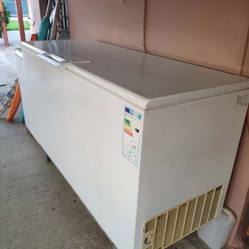 Electrolux EC5231AOW horizontal freezer 495L used, SpacePlus LowFrost