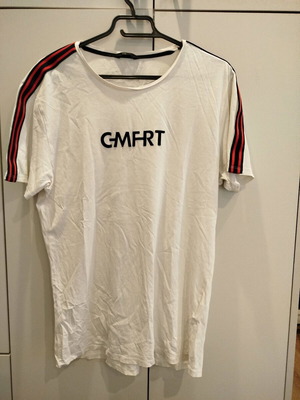 GMFRT White T-shirt Abrand Jeans like new, size M