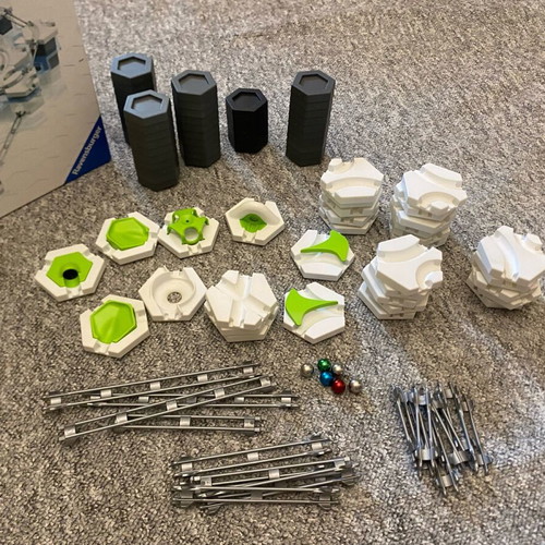 GraviTrax Starter Set like new