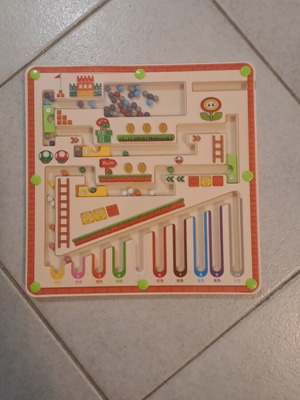 Magnetic Labyrinth Super Mario skill game like new