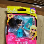 Barbie Mini B new