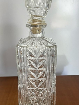 Glass decanter used