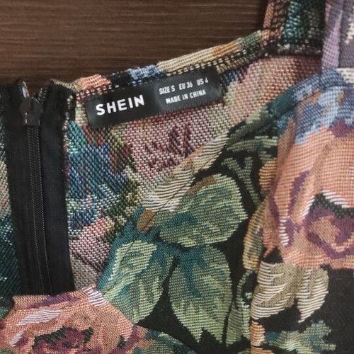 Shein midi dress floral and velvet, size small, like new