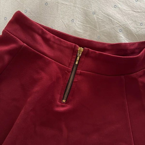 Stradivarius mini skirt used, burgundy, size S