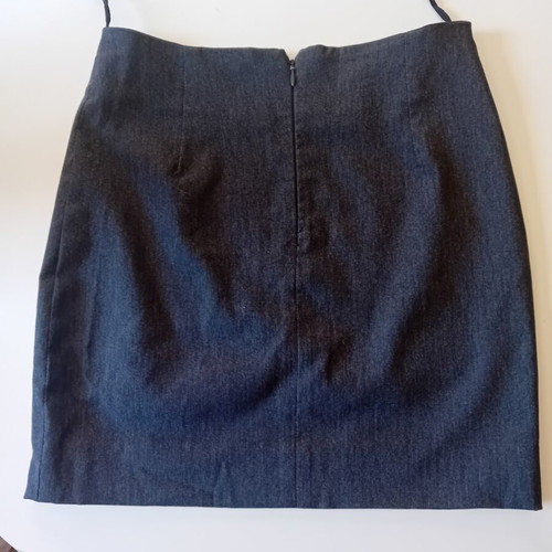 Paranoia skirt like new, fitted style, size S