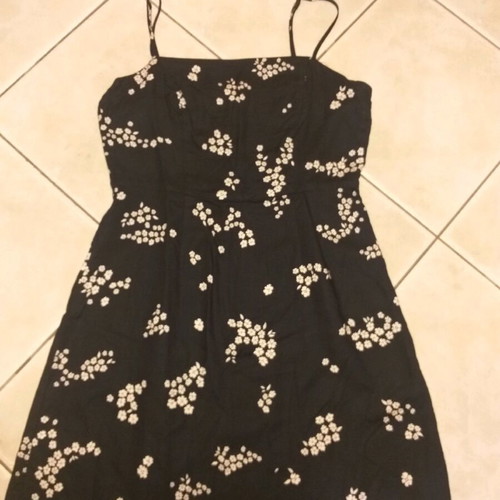 Benetton short dress blue like new, unworn size M