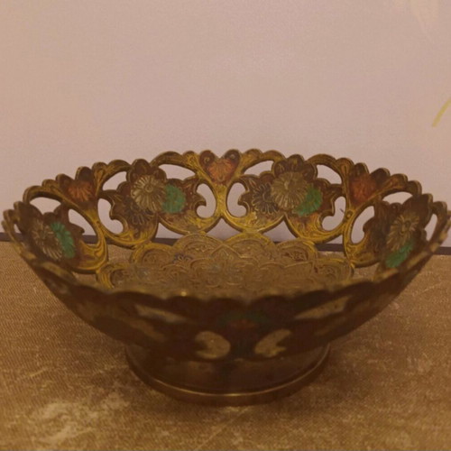 Bronze bowl used, diameter 21 cm, height 8 cm