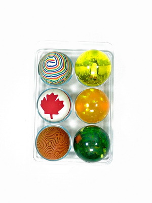 Bouncy Balls set of 6 like new, colorful designs