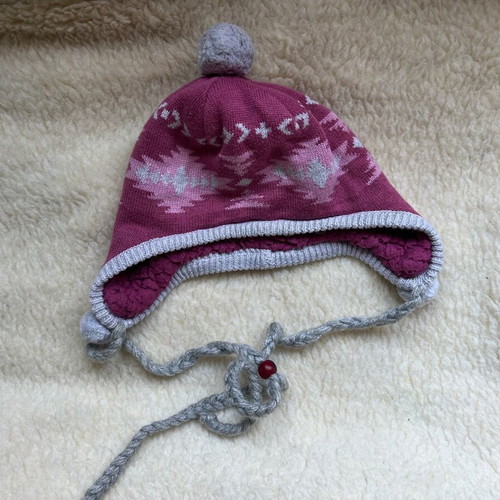 Baby hat for girl used, 50 cm