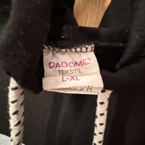 Sweatshirt black size L like new