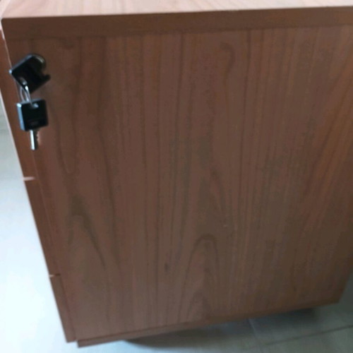 SATO office drawer like new, wheeled with three drawers and keys