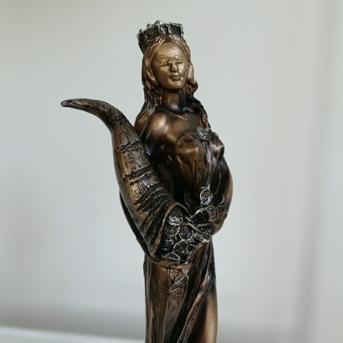 Fortuna statue goddess of fate happiness and luck like new 28 cm
