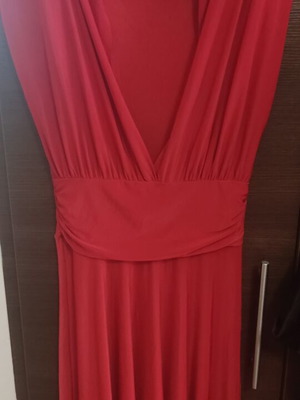 Red dress with shoulder pads, like new, size Medium, Trendyol