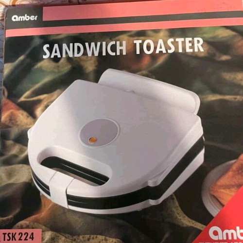 Amber TSK224 sandwich toaster new with non-stick plates