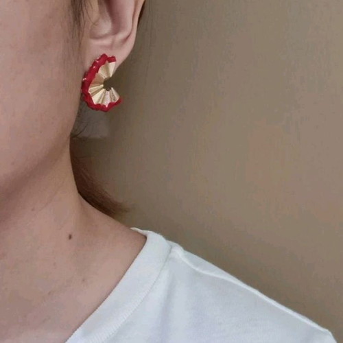 Earrings new, pack of 2 pairs with studs, red and gold