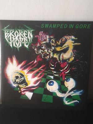 Broken Hope Swamped In Gore LP σαν καινούργιο, μαύρο βινύλιο