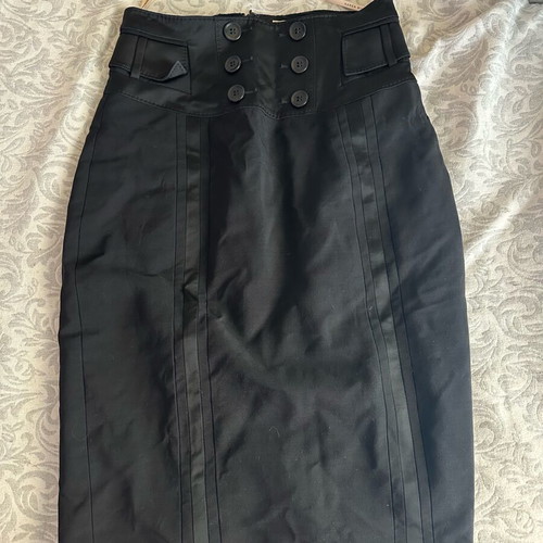 Karen Millen black skirt knee-length like new, size S