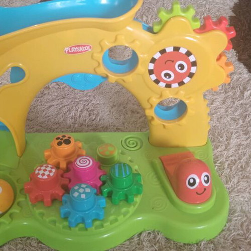 Playskool Explore 'N Grow Musical Gear Center like new