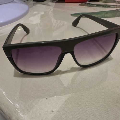 Emporio Armani sunglasses like new with black frame and purple gradient lenses