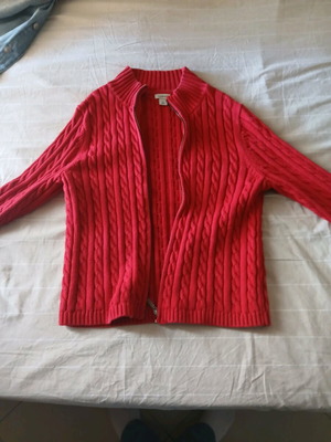 Red cardigan size M like new