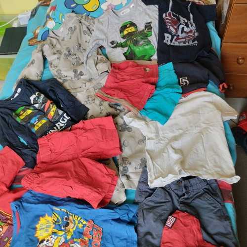 Children's clothes used, size 3-4 years, pack of 22 pieces