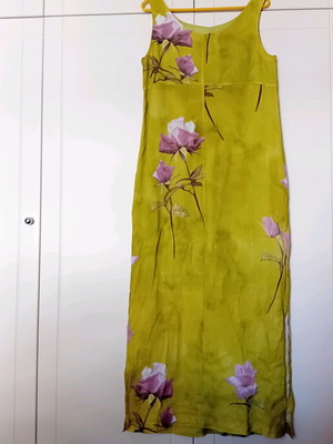 Viventy Maxi Dress like new linen with floral lime green pattern